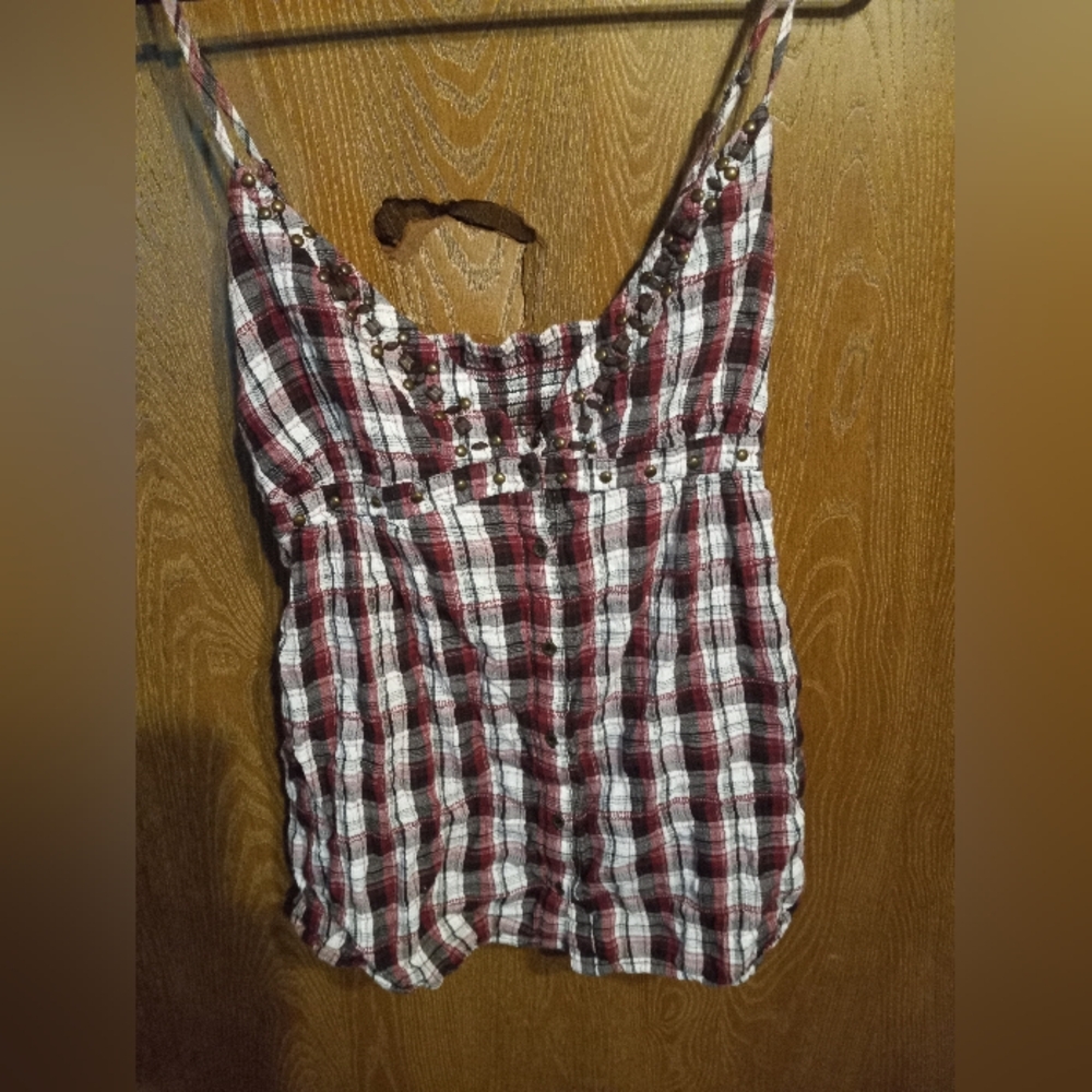 Chic Plaid Sleeveless Top with Stud Details